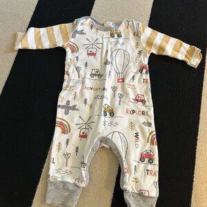 Tesa babe Baby Onesie with Vehicle Print